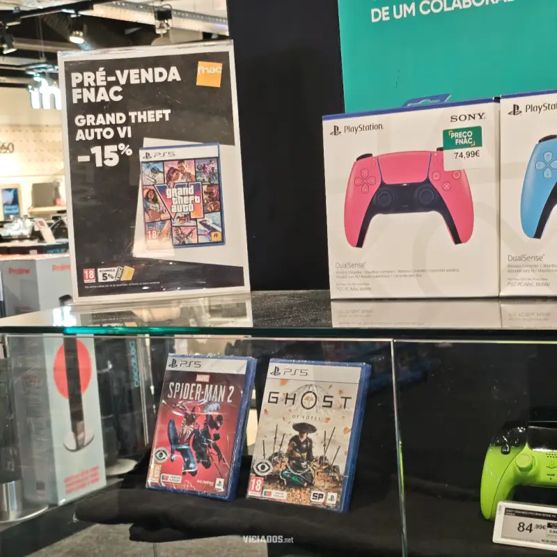O hype de GTA 6 chegou às lojas físicas! Veja fotos exclusivas do marketing em Portugal 14 GTA 6 Grand Theft Auto VI Fnac Marketing Portugal 2026 3