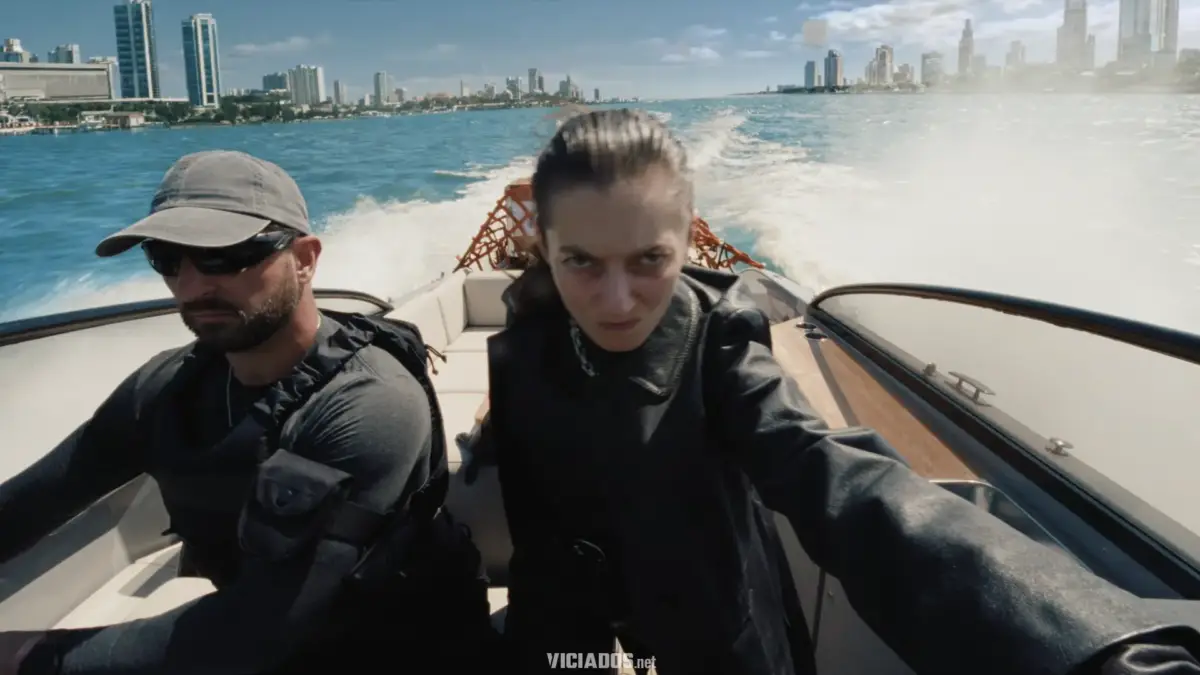 GTA 6 | PlayStation lança comercial com pequeno live action de Grand Theft Auto VI 12 Perseguição e estética de GTA 6 em live-action