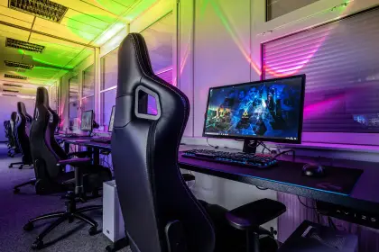 PC Gamer streaming streamer cadeira gaming RTX 2027
