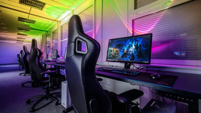 PC Gamer streaming streamer cadeira gaming RTX 2027