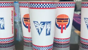 Febre de GTA 6: Saco de batata usado da Burger Shot e copo de refrigerante s&atilde;o vendidos por fortunas no eBay