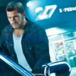 GTA 6: Jason arromba um carro enquanto Lucia sai de um supermercado depois de um assalto