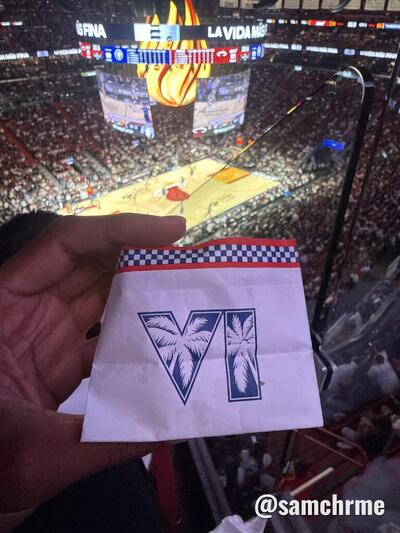Inside Kaseya Center: Burger Shot, cups and GTA 6 elevators (photo 7 by @samchrme)