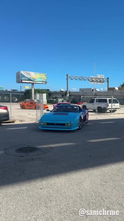 Carros temáticos de GTA 6 rodando por Miami (vídeo 14 de @samchrme)