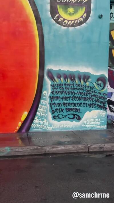 Vídeo do mural da laranja do Atomik em Wynwood, Miami, com o selo de Vice Dale County